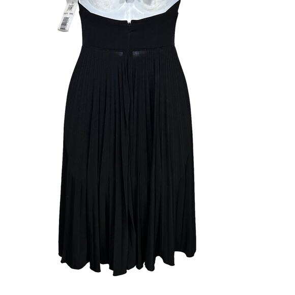 Signature by Robbie bee woman’s size 8P black pleated embroidered halter Dress - Picture 4 of 6